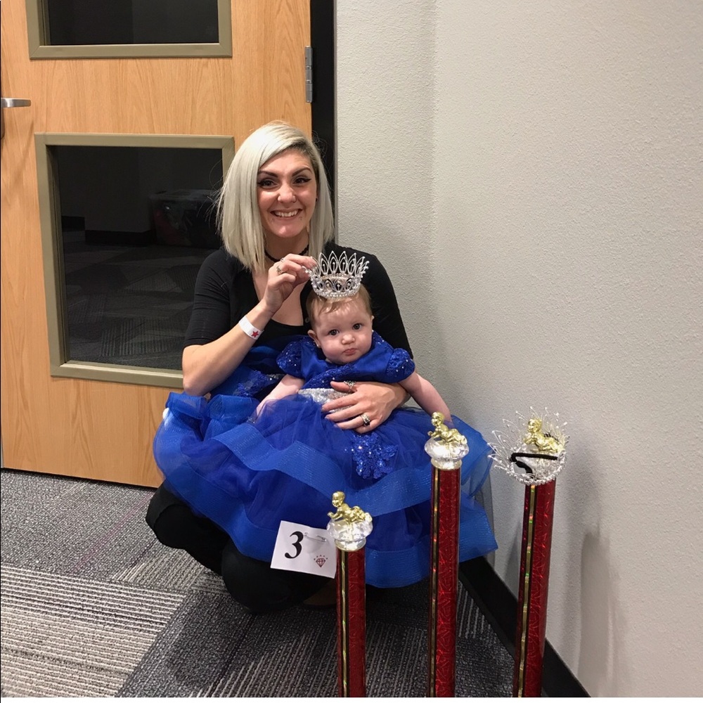 Size 3-6 Pageant Dresses and Theme Outfits